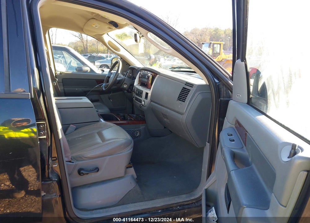 2008 DODGE RAM 1500 VIN: 1D7HU18218S566063