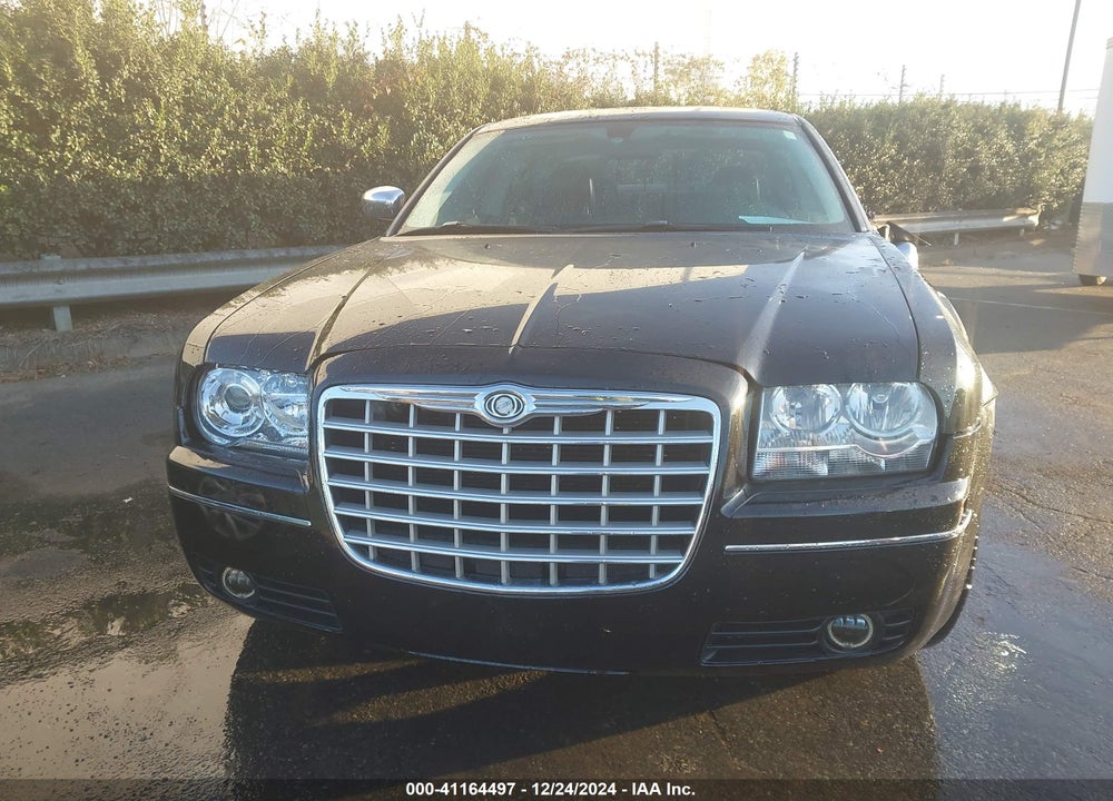2010 CHRYSLER 300 TOURING/SIGNATURE SERIES/EXECUTIVE SERIES VIN: 2C3CA5CV3AH327265