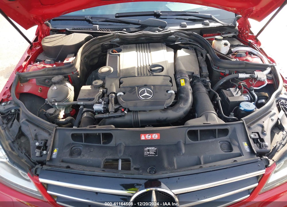 2012 MERCEDES-BENZ C 250 LUXURY/SPORT VIN: WDDGF4HB9CR237747