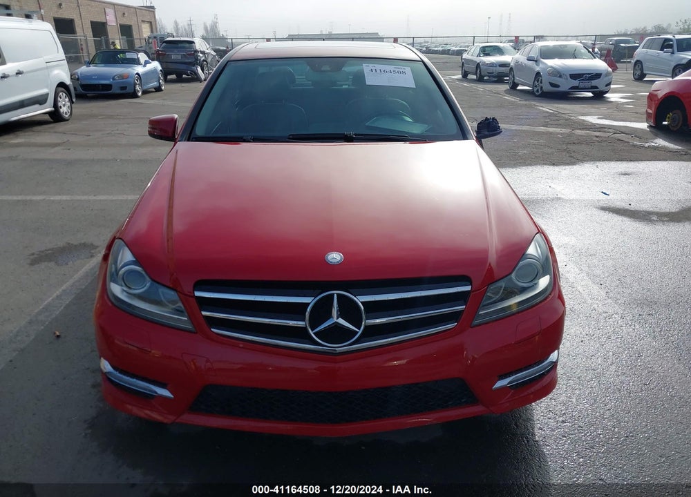 2012 MERCEDES-BENZ C 250 LUXURY/SPORT VIN: WDDGF4HB9CR237747