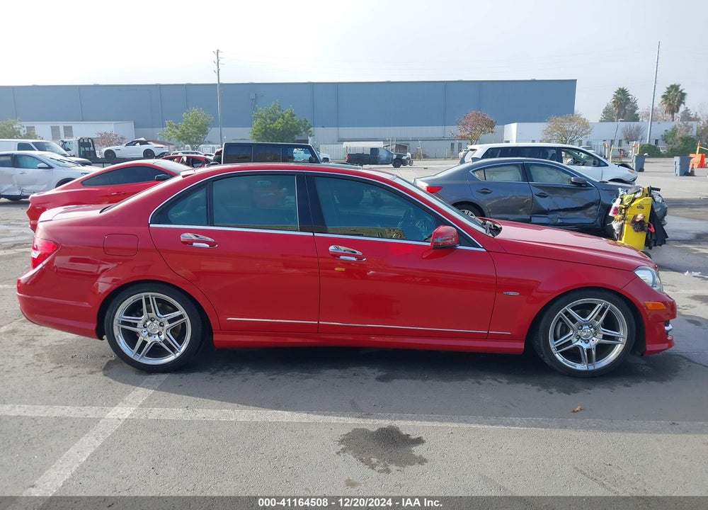 2012 MERCEDES-BENZ C 250 LUXURY/SPORT VIN: WDDGF4HB9CR237747
