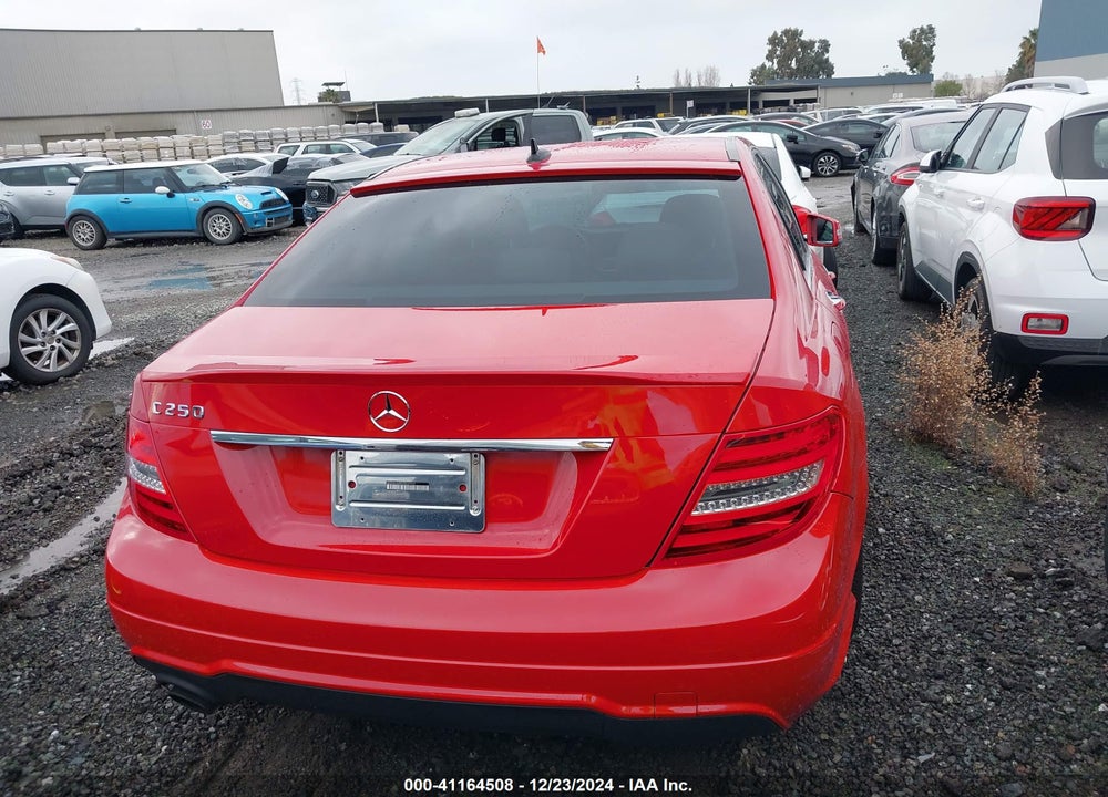 2012 MERCEDES-BENZ C 250 LUXURY/SPORT VIN: WDDGF4HB9CR237747