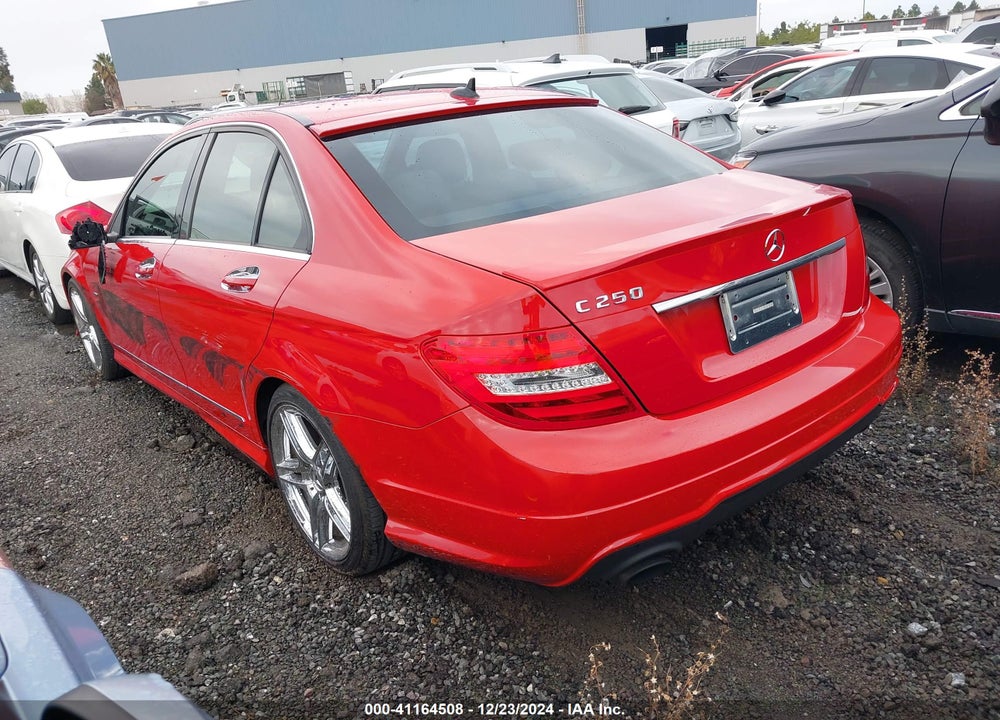 2012 MERCEDES-BENZ C 250 LUXURY/SPORT VIN: WDDGF4HB9CR237747