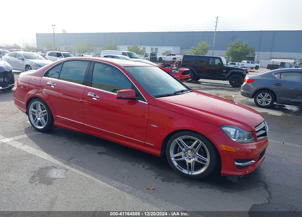 2012 MERCEDES-BENZ C 250 LUXURY/SPORT VIN: WDDGF4HB9CR237747