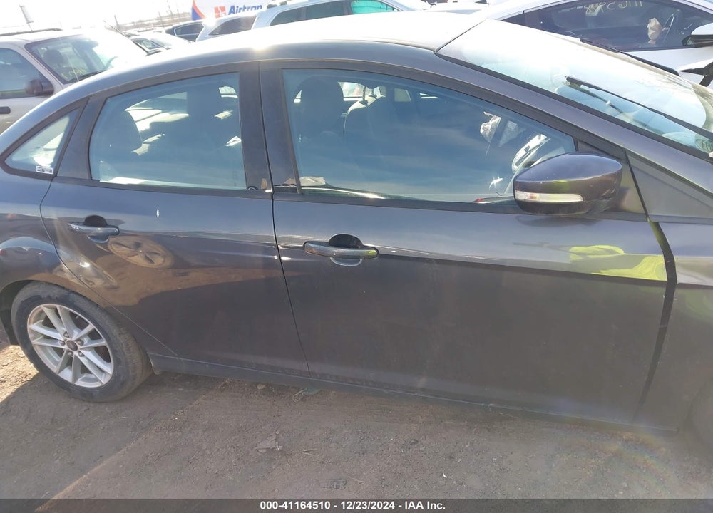 2015 FORD FOCUS SE VIN: 1FADP3F29FL383747