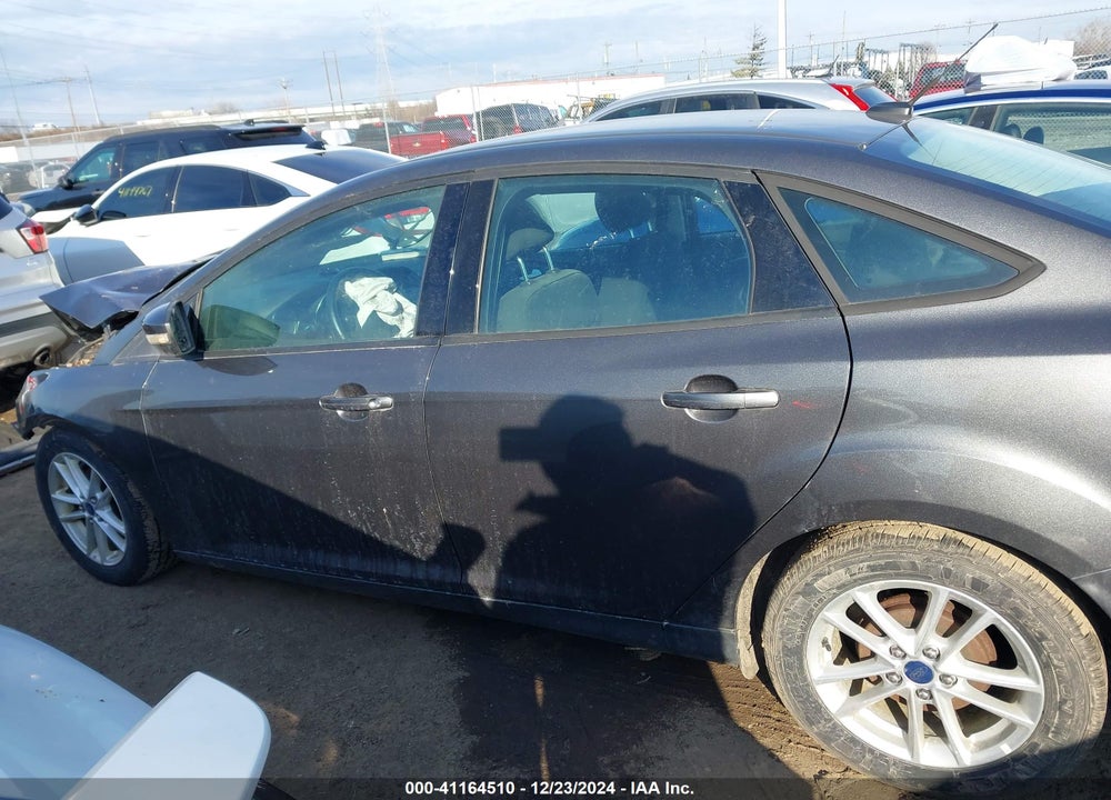 2015 FORD FOCUS SE VIN: 1FADP3F29FL383747