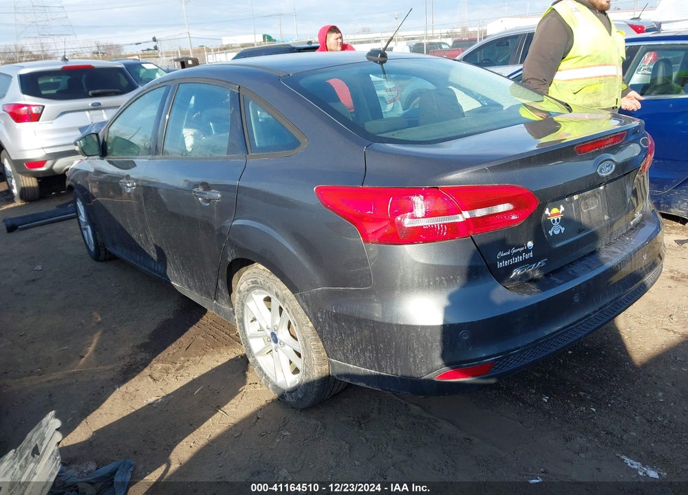 2015 FORD FOCUS SE VIN: 1FADP3F29FL383747