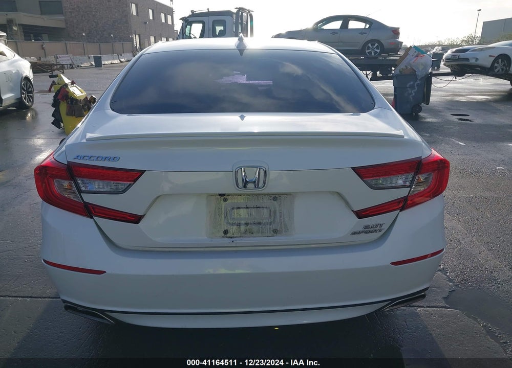 2018 HONDA ACCORD VIN: 1HGCV2F39JA017551