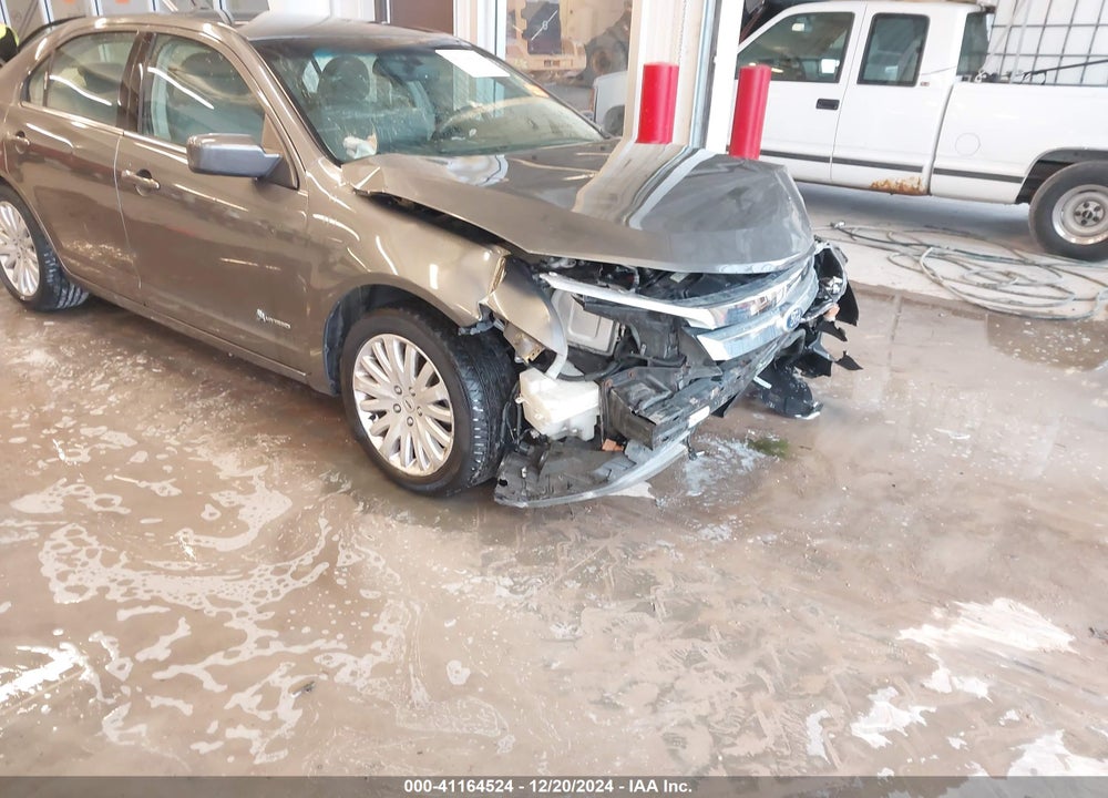 2010 FORD FUSION VIN: 3FADP0L3XAR412520