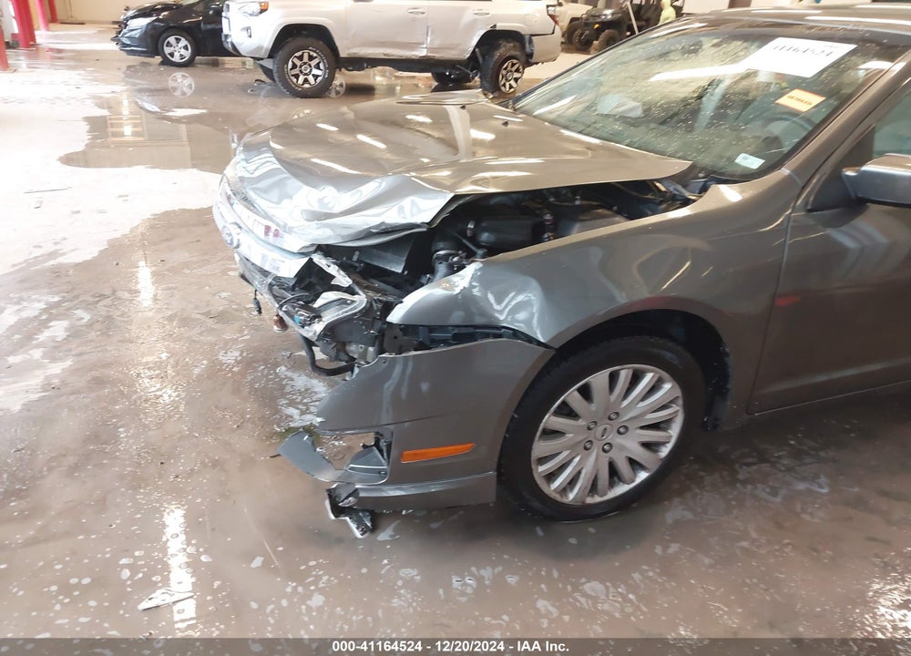 2010 FORD FUSION VIN: 3FADP0L3XAR412520