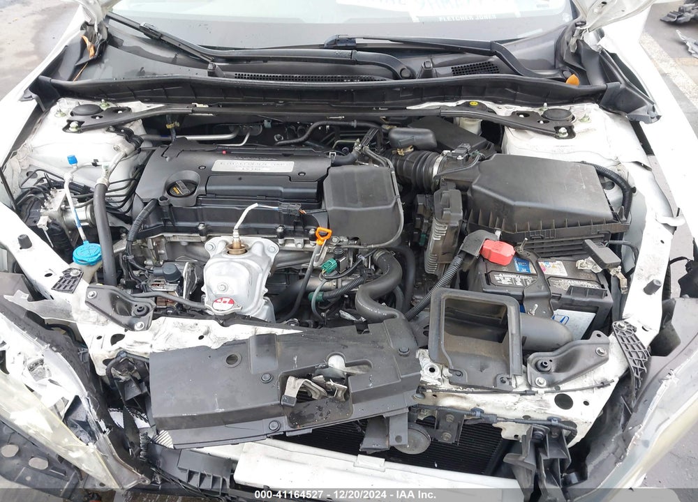2015 HONDA ACCORD EX VIN: 1HGCT1B74FA009521