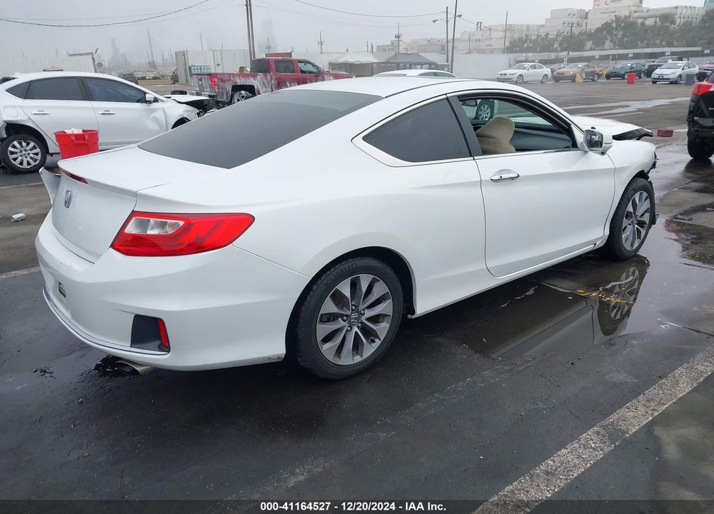 2015 HONDA ACCORD EX VIN: 1HGCT1B74FA009521