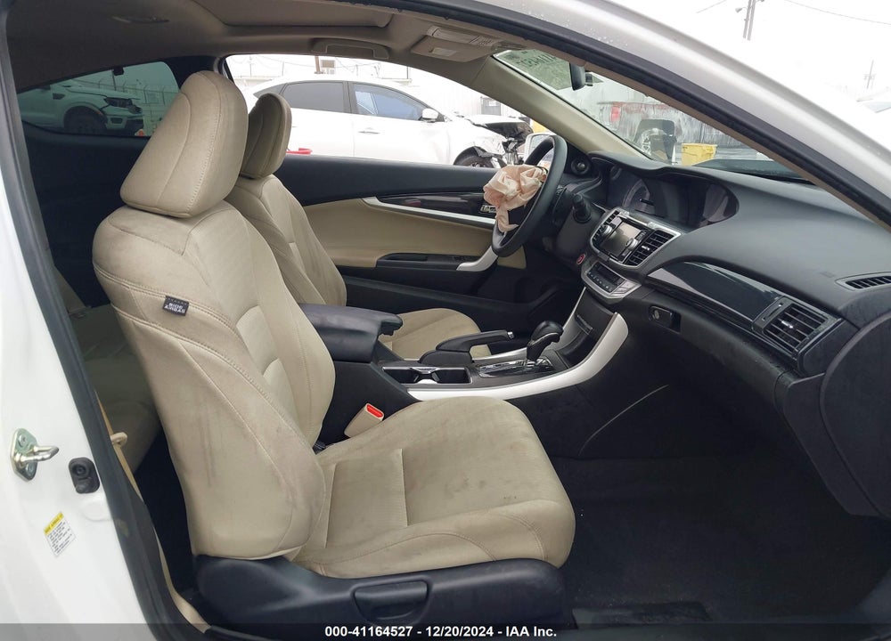 2015 HONDA ACCORD EX VIN: 1HGCT1B74FA009521
