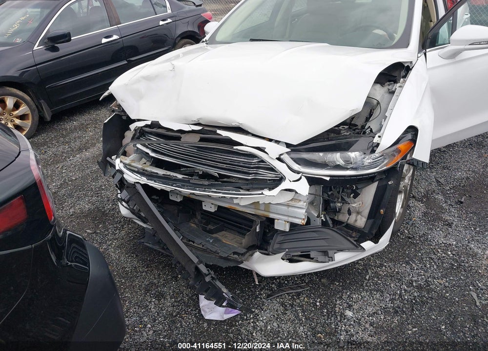2016 FORD FUSION SE VIN: 3FA6P0H77GR210151