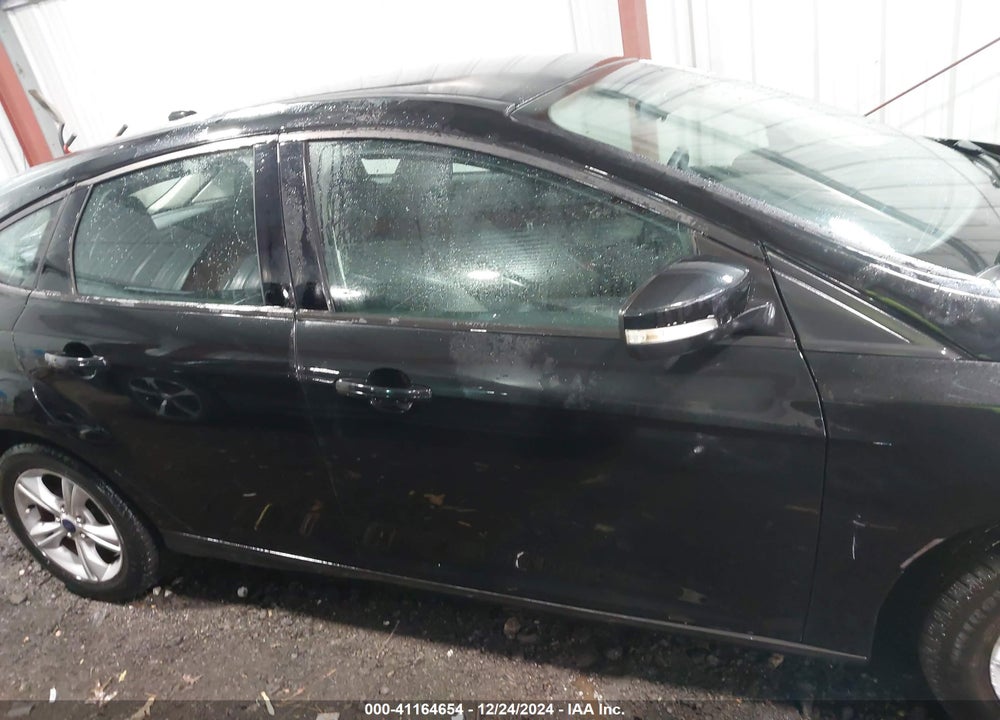 2014 FORD FOCUS SE VIN: 1FADP3K27EL458448