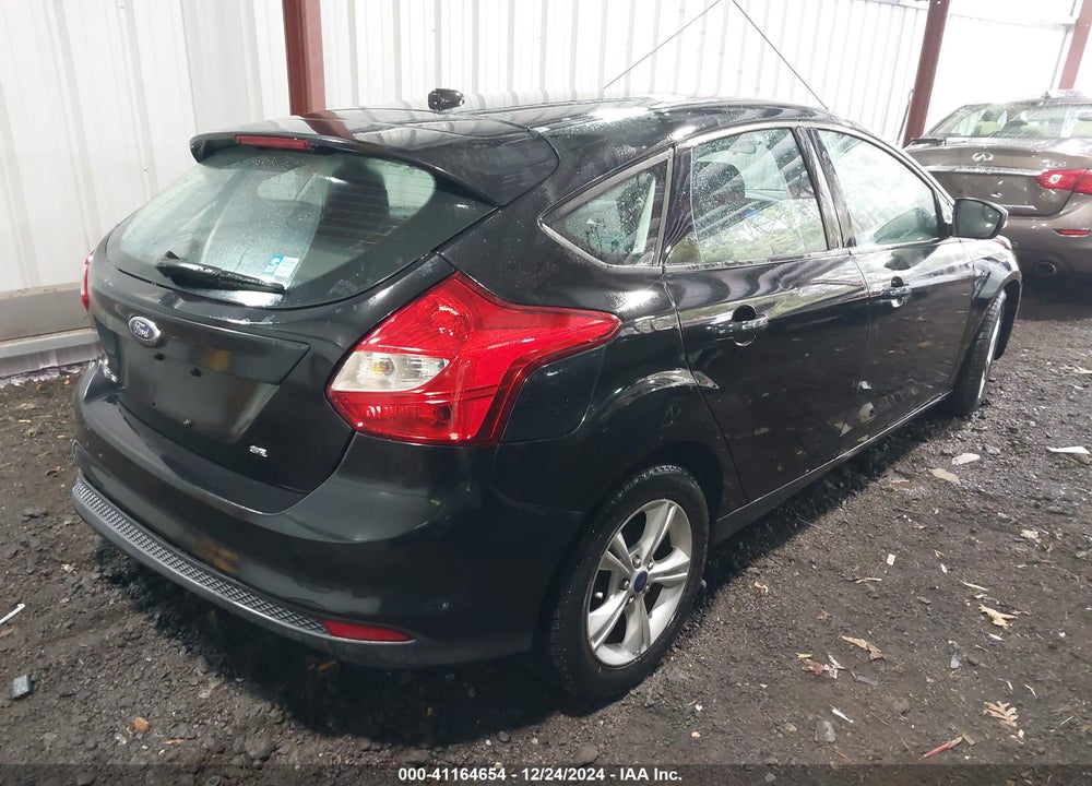 2014 FORD FOCUS SE VIN: 1FADP3K27EL458448