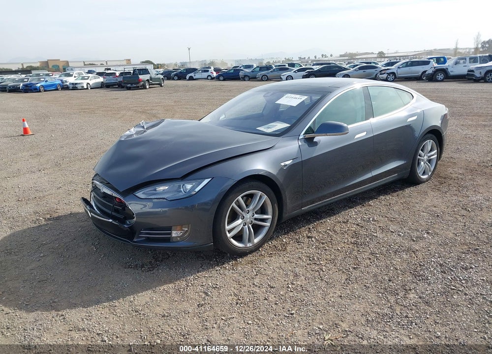 2014 TESLA MODEL S P85 VIN: 5YJSA1H10EFP65033