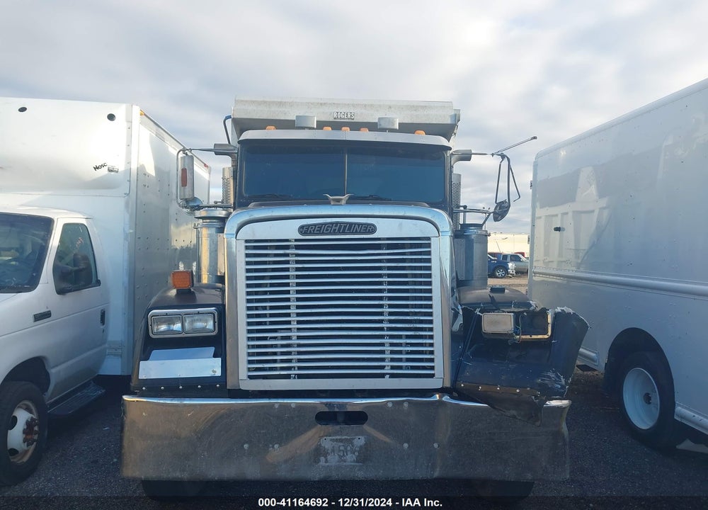 1996 FREIGHTLINER CONVENTIONAL FLD120 VIN: 1FV8F0Y93TH677705