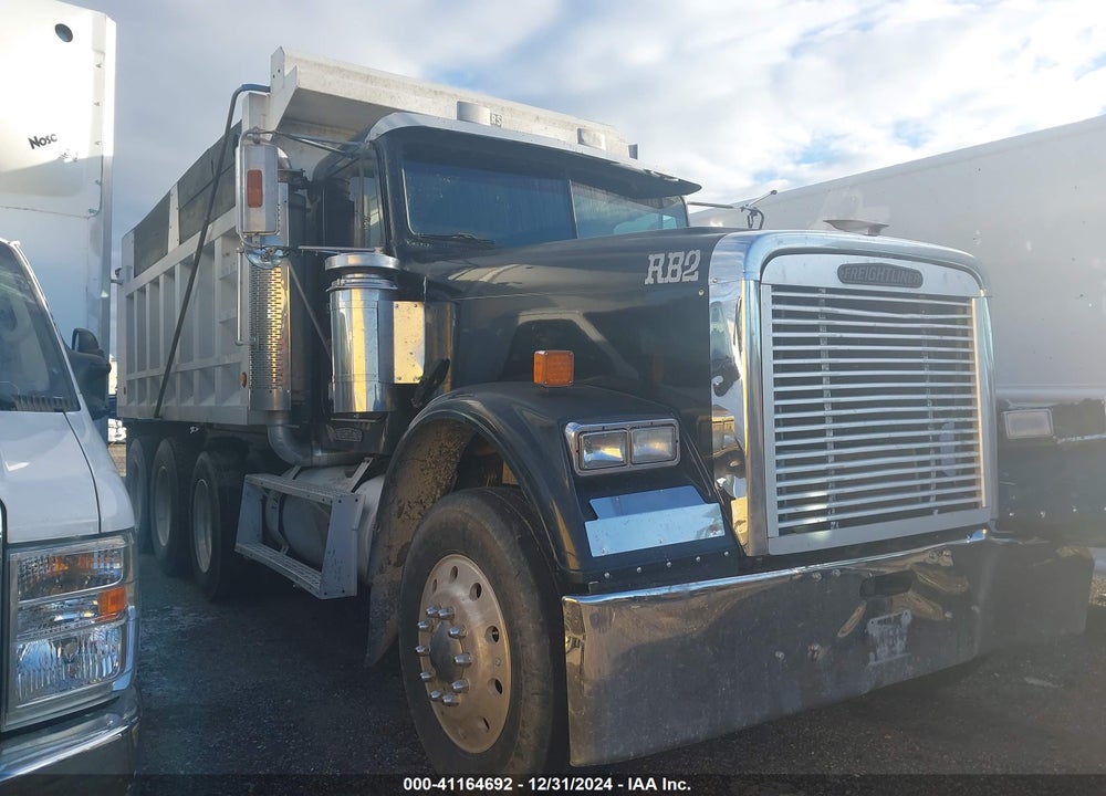 1996 FREIGHTLINER CONVENTIONAL FLD120 VIN: 1FV8F0Y93TH677705