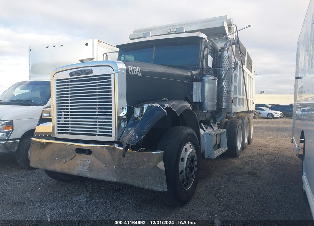 1996 FREIGHTLINER CONVENTIONAL FLD120 VIN: 1FV8F0Y93TH677705