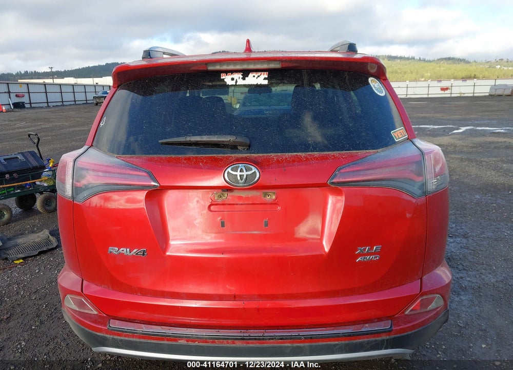 2017 TOYOTA RAV4 XLE VIN: JTMRFREV0HJ138769