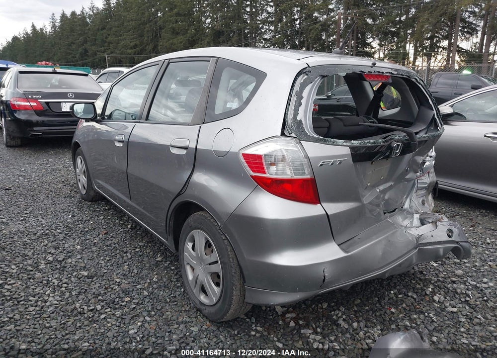 2009 HONDA FIT VIN: JHMGE88279S027829