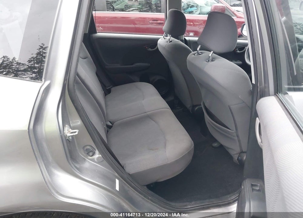 2009 HONDA FIT VIN: JHMGE88279S027829