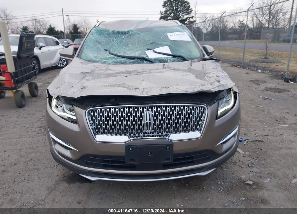 2019 LINCOLN MKC STANDARD VIN: 5LMCJ1D95KUL38569