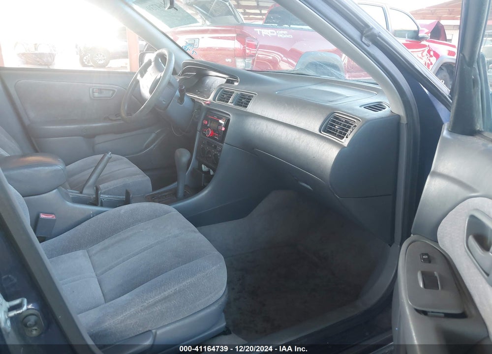 1998 TOYOTA CAMRY LE VIN: JT2BG22K3W0244435