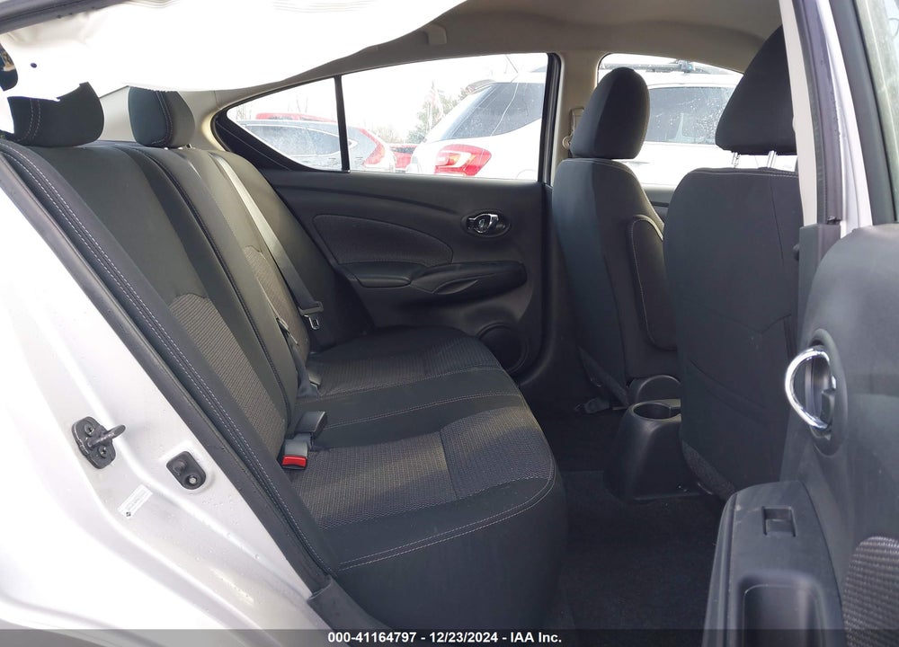2019 NISSAN VERSA 1.6 SV VIN: 3N1CN7AP6KL819221