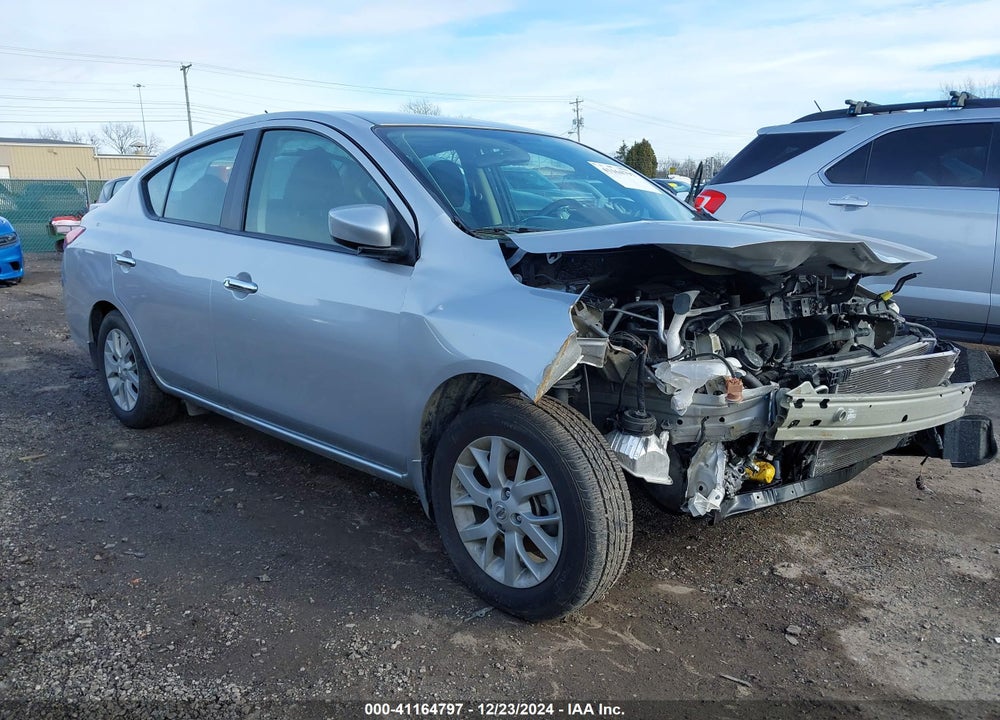 2019 NISSAN VERSA 1.6 SV VIN: 3N1CN7AP6KL819221