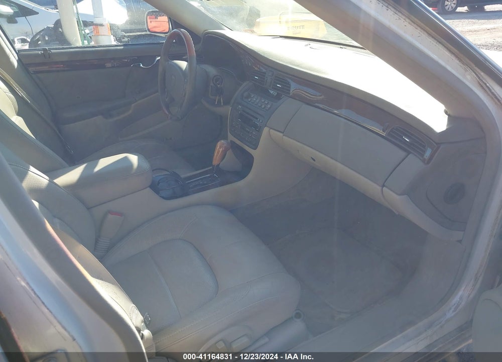 2002 CADILLAC DEVILLE DTS VIN: 1G6KF57992U139566