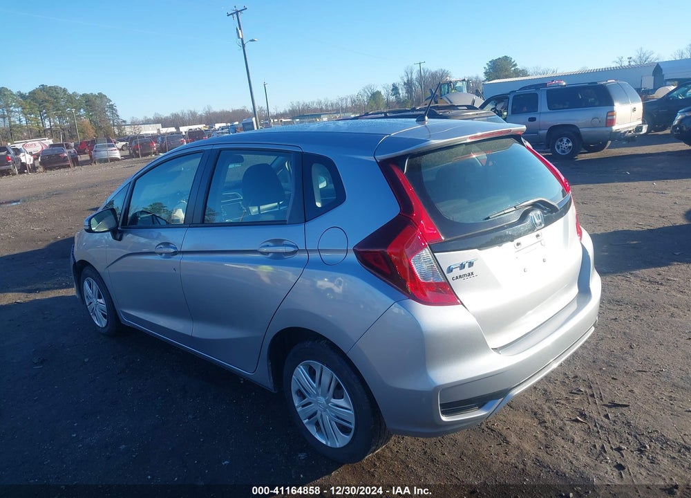 2019 HONDA FIT LX VIN: 3HGGK5H42KM702397