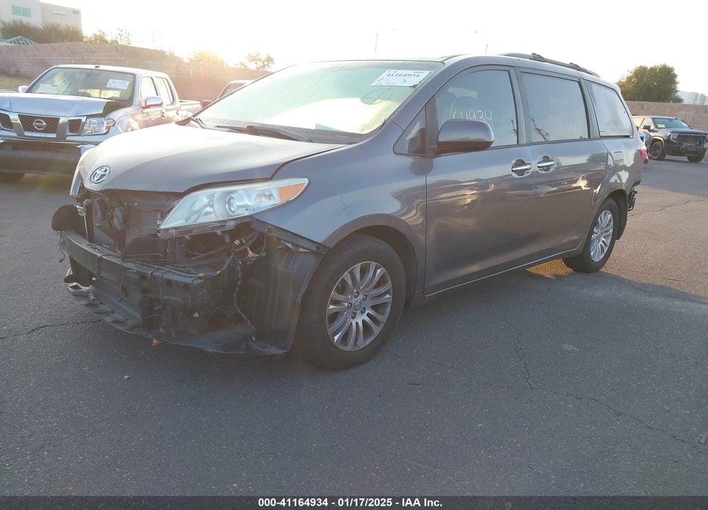 2017 TOYOTA SIENNA XLE LIMITED VIN: 5TDYZ3DC2HS843429