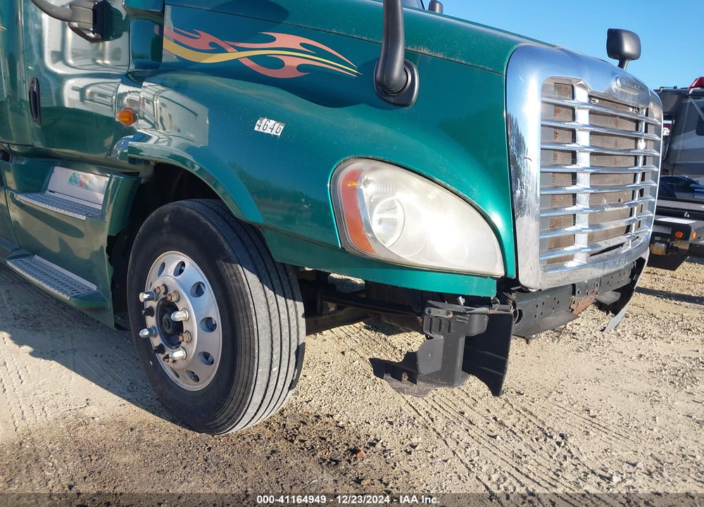 2013 FREIGHTLINER CASCADIA 125 VIN: 3AKJGLDR4DSBA4646