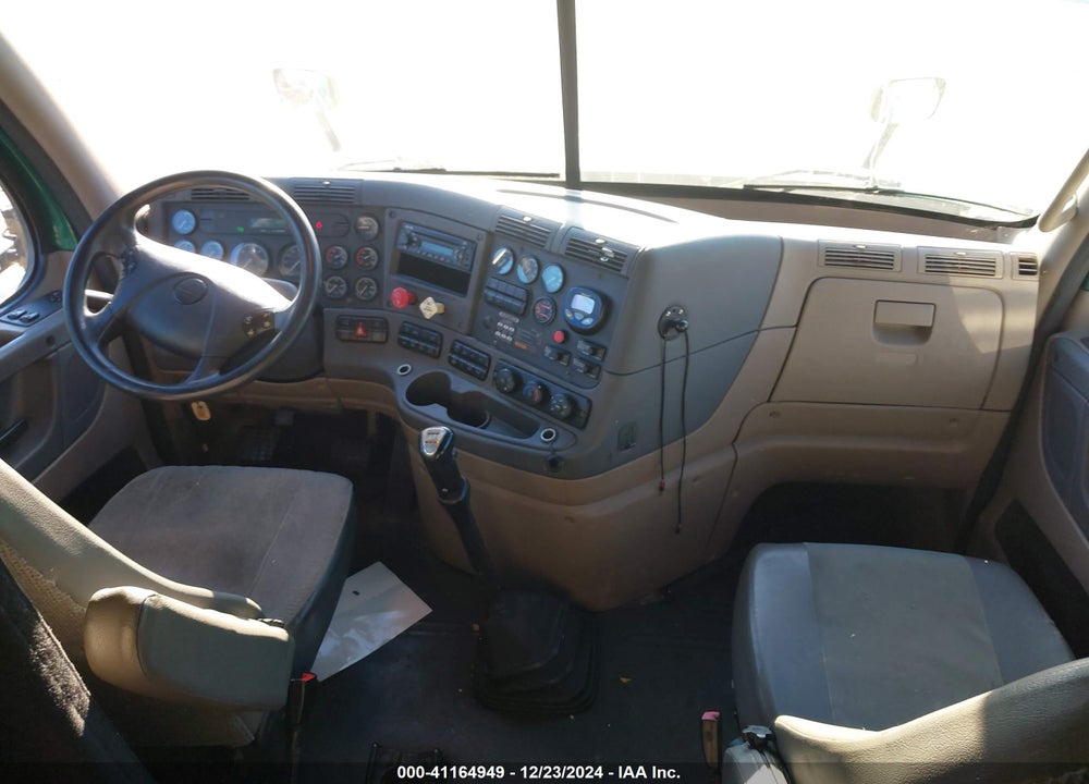 2013 FREIGHTLINER CASCADIA 125 VIN: 3AKJGLDR4DSBA4646