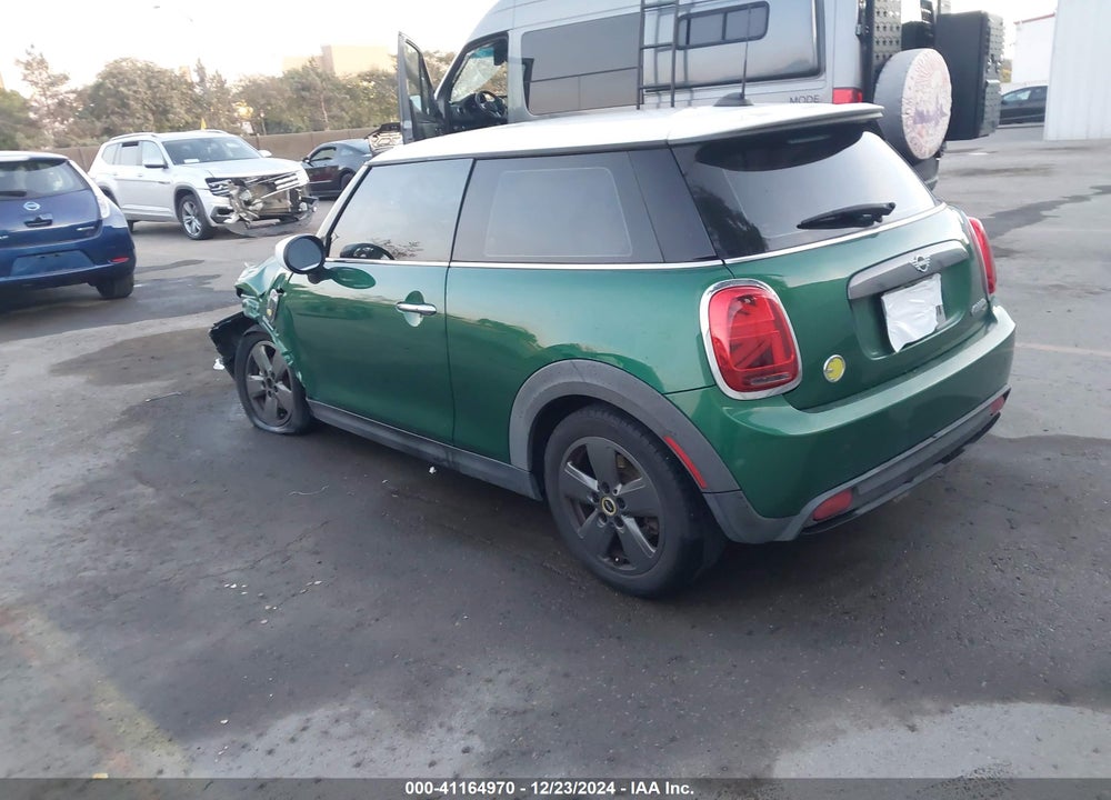 2020 MINI SE HARDTOP COOPER VIN: WMWXP3C09L2M38724