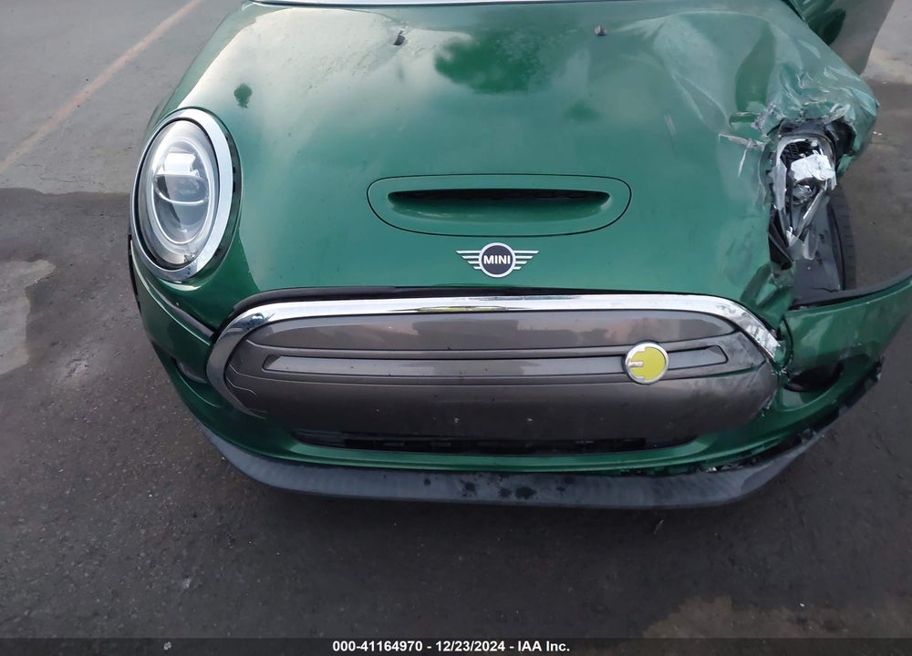 2020 MINI SE HARDTOP COOPER VIN: WMWXP3C09L2M38724