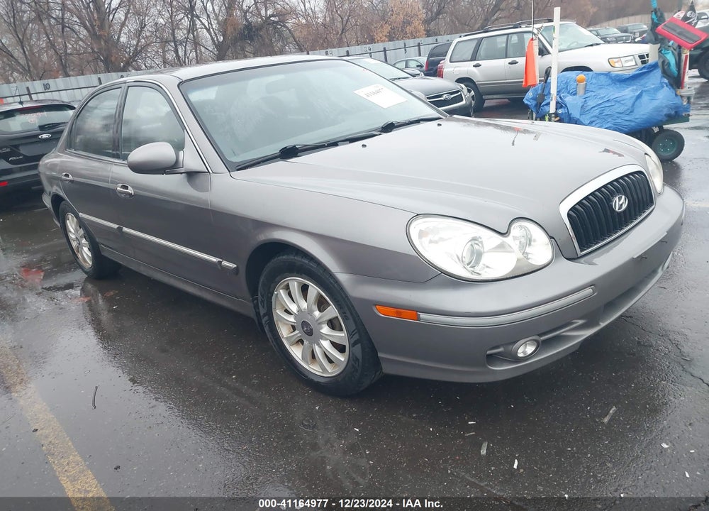 2004 HYUNDAI SONATA GLS/LX VIN: KMHWF35HX4A993740