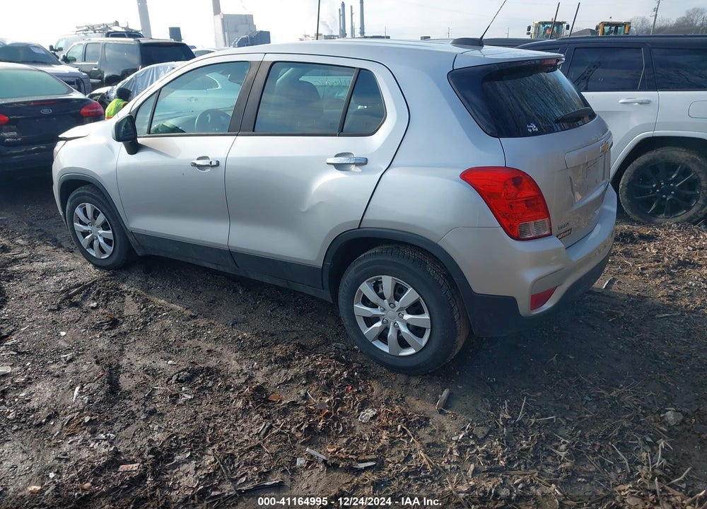 2017 CHEVROLET TRAX LS VIN: KL7CJKSB4HB148587