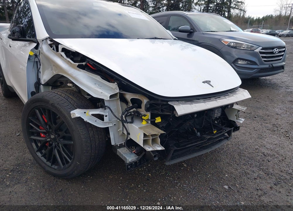 2021 TESLA MODEL Y LONG RANGE DUAL MOTOR ALL-WHEEL DRIVE VIN: 5YJYGDEE4MF173747
