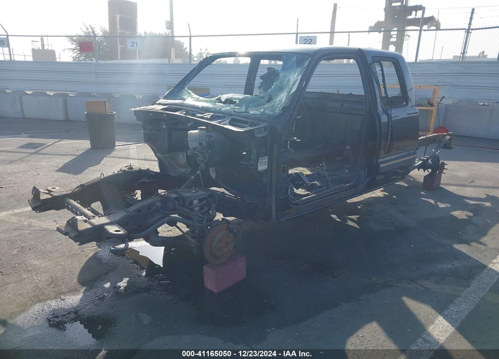 2000 CHEVROLET SILVERADO 1500 LS VIN: 2GCEC19T8Y1205548