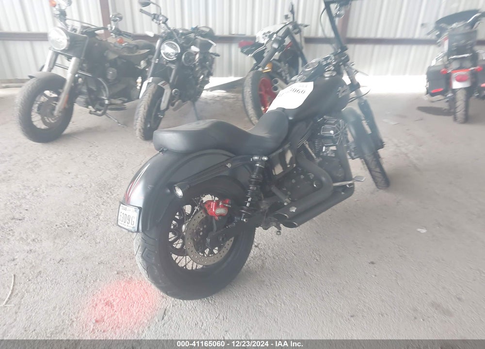 2015 HARLEY-DAVIDSON FXDB DYNA STREET BOB VIN: 1HD1GXM17FC327237