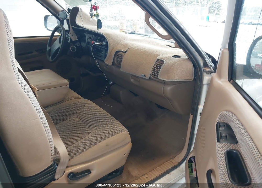 1998 DODGE RAM 1500 ST VIN: 1B7HC13Z9WJ127570
