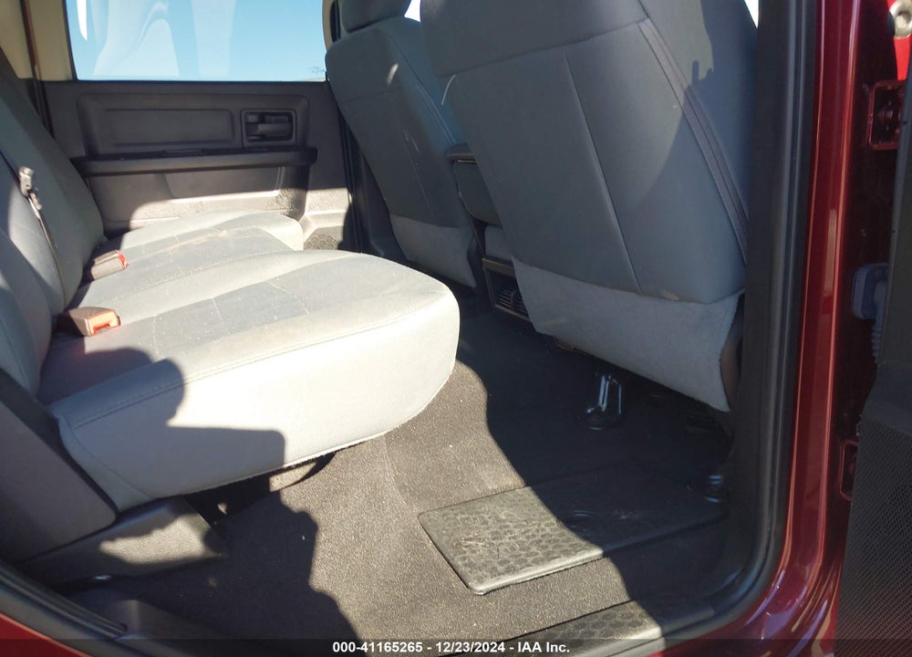 2018 RAM 2500 VIN: 3C6UR5CJ9JG190068