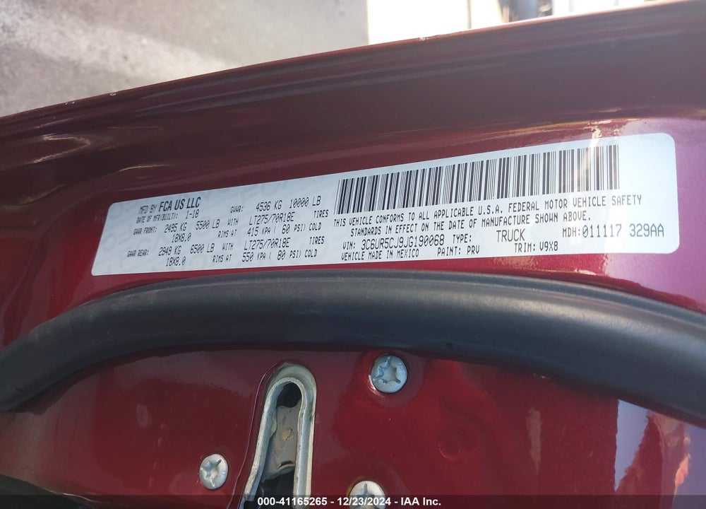 2018 RAM 2500 VIN: 3C6UR5CJ9JG190068