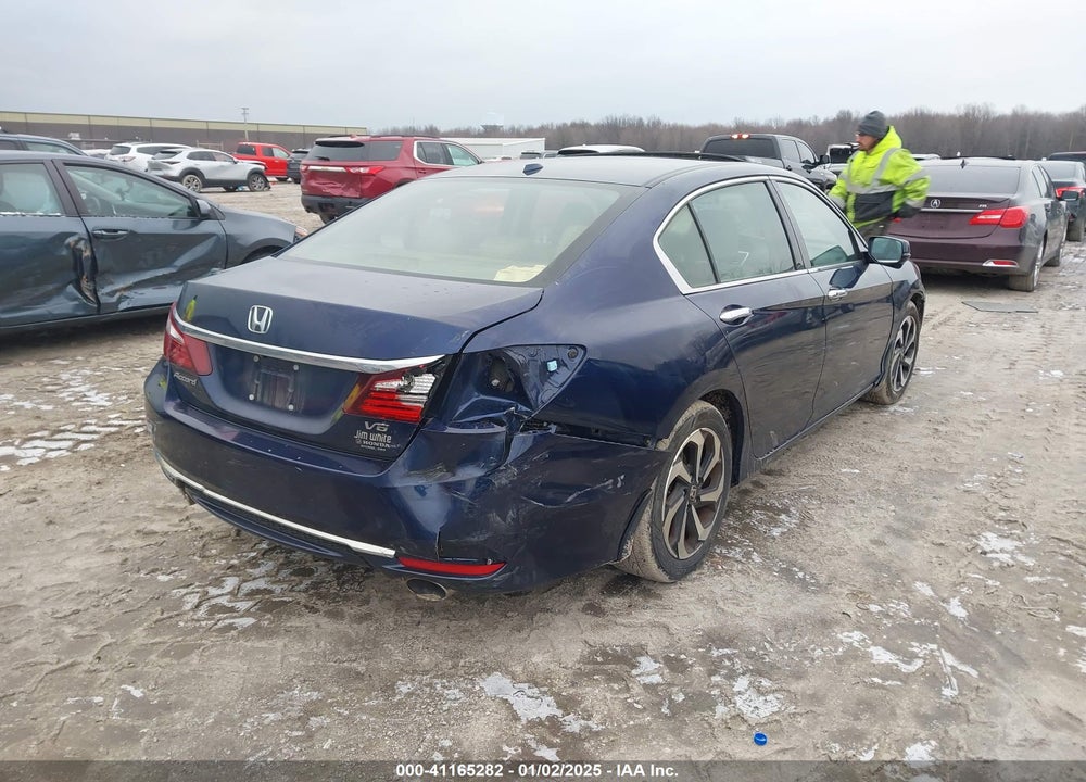 2017 HONDA ACCORD EX-L V6 VIN: 1HGCR3F80HA037249
