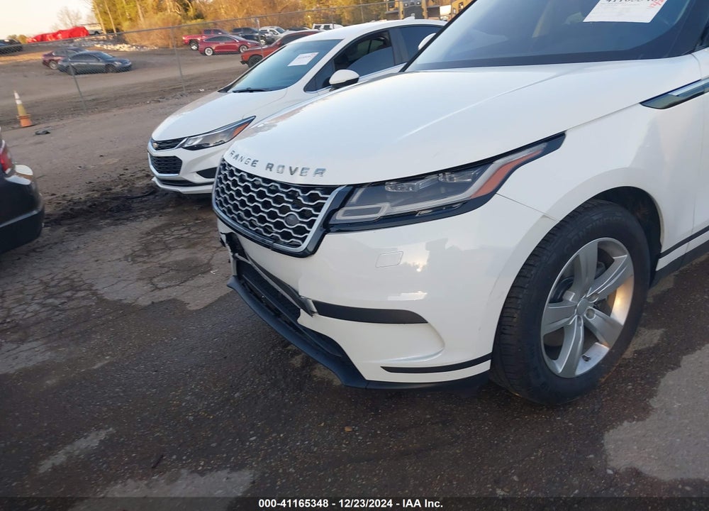 2018 LAND ROVER RANGE ROVER VELAR VIN: SALYB2RV9JA727231