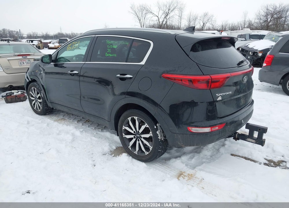 2017 KIA SPORTAGE EX VIN: KNDPNCAC7H7135411