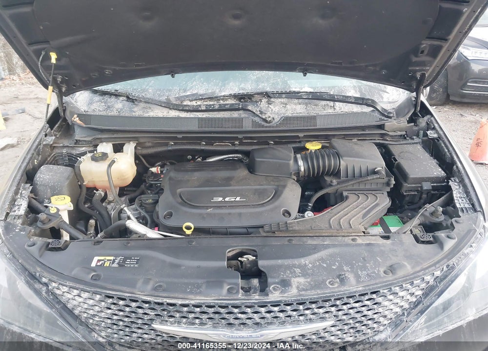 2017 CHRYSLER PACIFICA VIN: 2C4RC1DG6HR507708